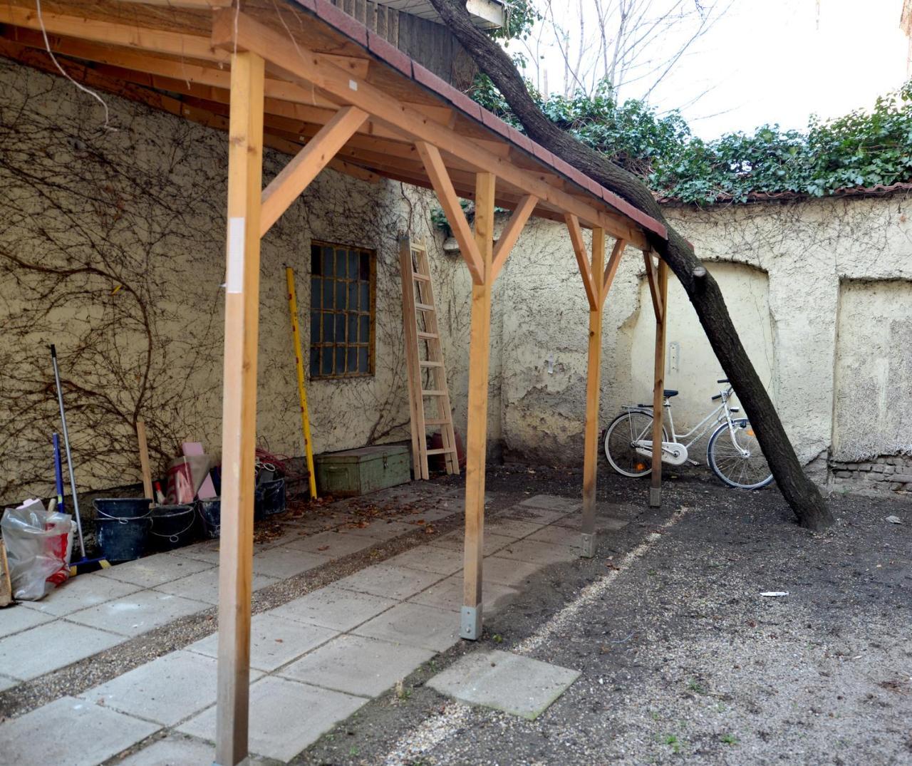 House With Courtyard & Parking Close To Stadtpark Holiday home